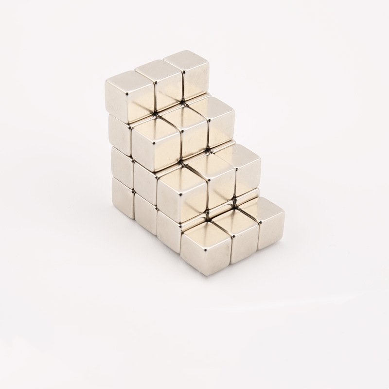 сильные редкоземельные магниты